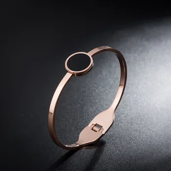 Engros Simple kvindelige titanium stål mode smykker tilbehør armbånd armbånd, sort, rund valentine wristlet juvel gaver