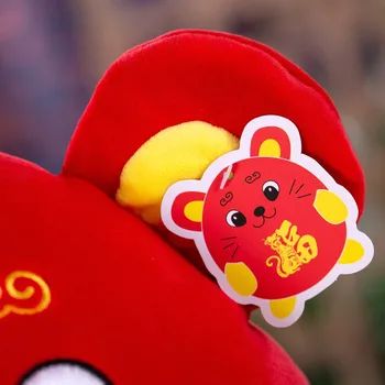 Nye År Overdådigt Rat År Mascot Toy Ornament Plys Rød Mus I Jakkesæt Blødt Legetøj Kinesiske Hjem Nye År Part Indretning Julegave