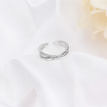 Små, friske temperament micro diamant bryllup engagement rose gold kvindelige ring fashion vilde dobbelt åbning justerbar ring